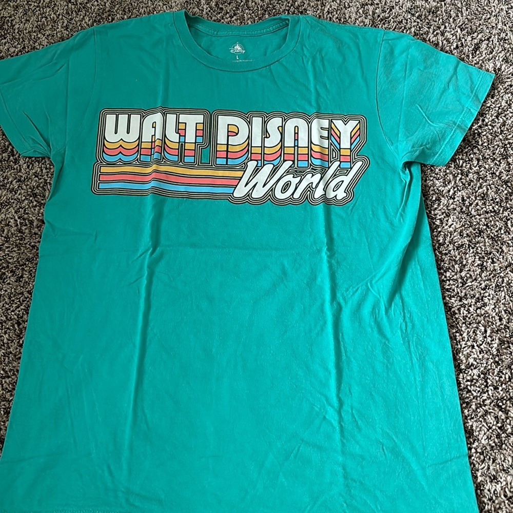 Walt Disney world T shirt